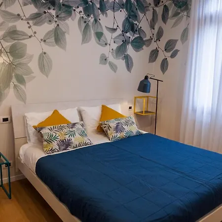 Luxurious And Quiet In The Lively Heart Of Venice