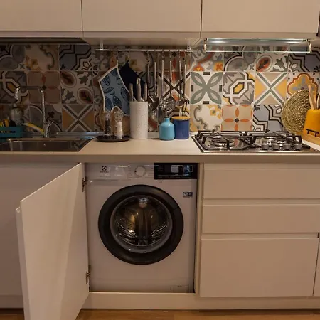 Luxurious And Quiet In The Lively Heart Of Daire Venedik