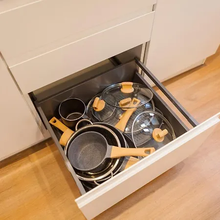 Luxurious And Quiet In The Lively Heart Of