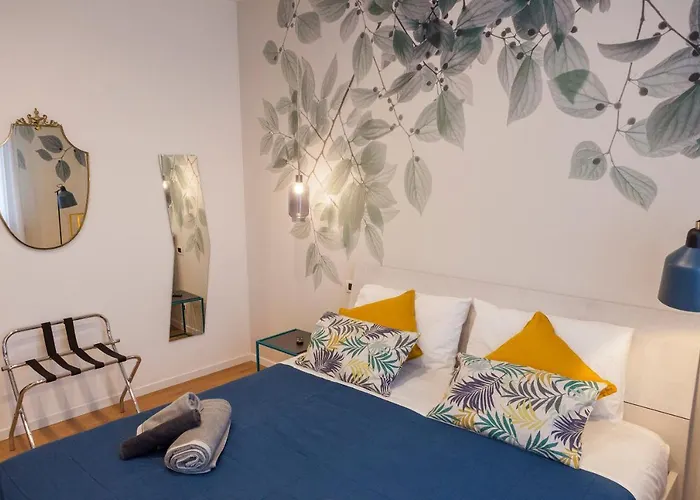 Luxurious And Quiet In The Lively Heart Of Апартаменты Венеция